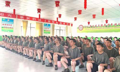 网瘾什么样(有网瘾在生活中是什么样的人)
