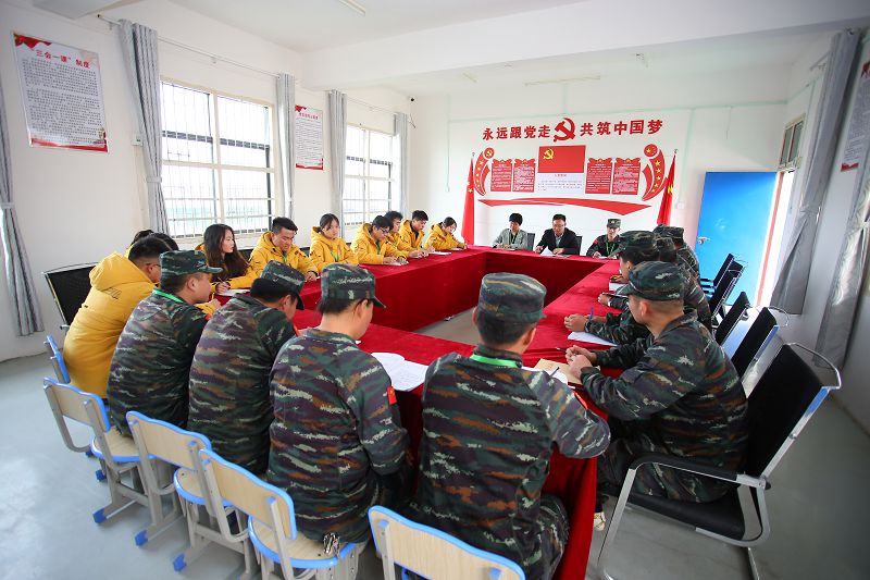 什么是网瘾少年(如何克服网瘾)