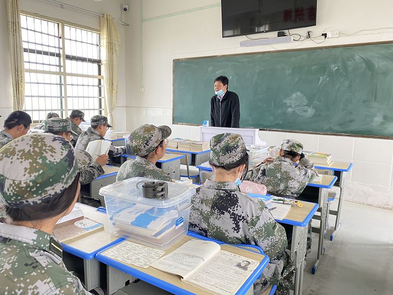 什么是戒网瘾学校(让孩子告别网瘾)