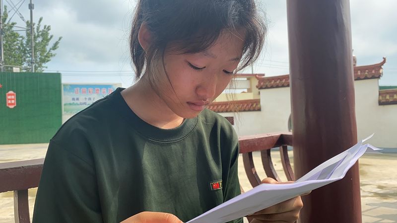 初一学生有网瘾表现怎样(网瘾产生的原因)