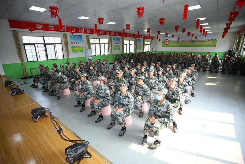 中学生网瘾的特点是什么(中学生如何戒掉网瘾)