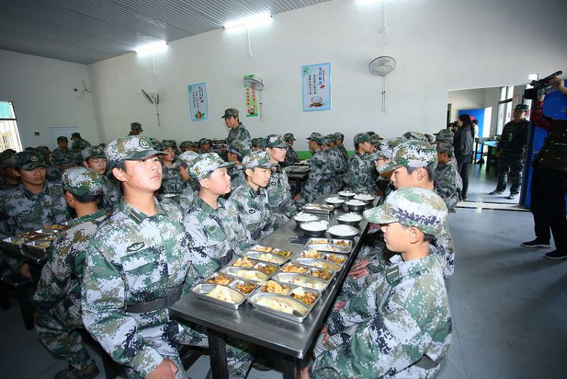 孩子逃课正确处理方法(孩子逃课如何教育)