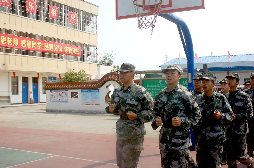 早恋的利与弊(早恋是多少岁到多少岁)