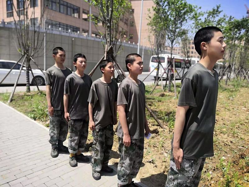 早恋的危害有哪些(学生谈恋爱怎么引导)