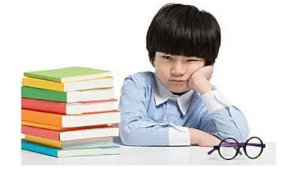 孩子叛逆的原因(初中孩子叛逆厌学怎么办)